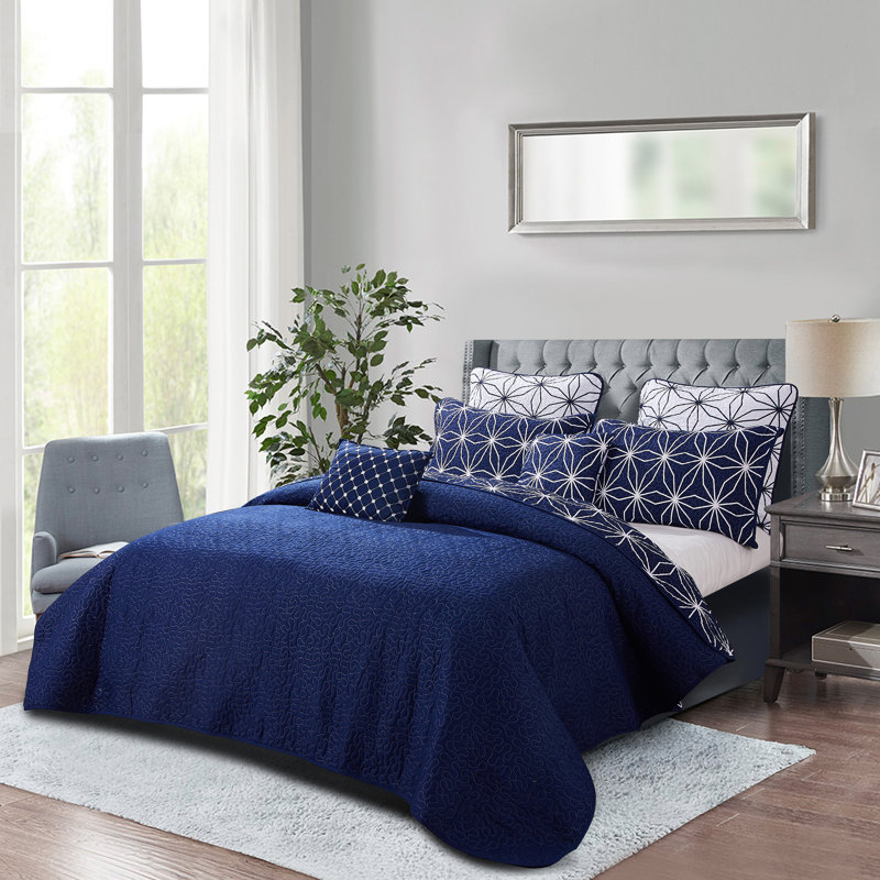 7 Piece Memphis Printed Microfiber Quilts Set, Queen
