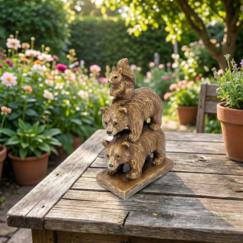 Figurine ours en résine et écureuil totem