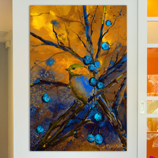 «Bird and Berries» par Dean Crouser - reproduction d'art sur toile tendue, H 26 po x l 18 po x P 1,5 po