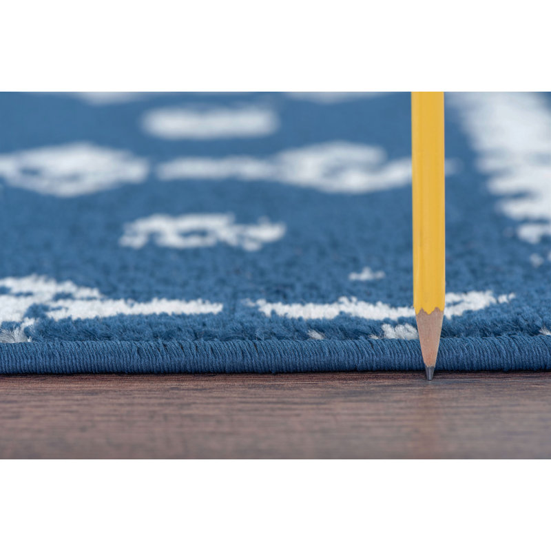 Adler Indoor Rug, Round 7'10"