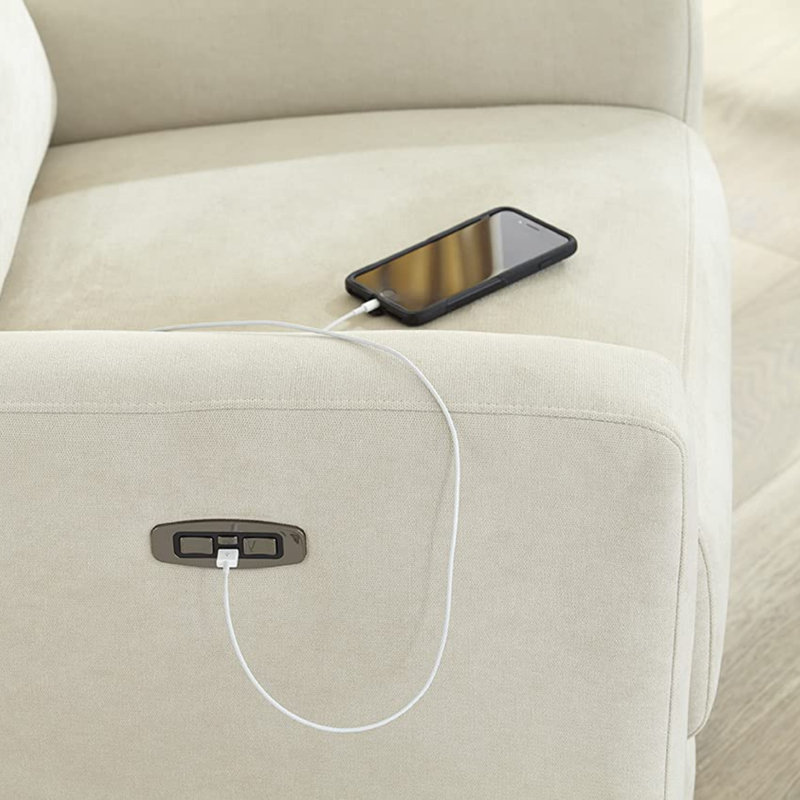 The Glider, Ivory