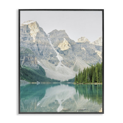 Art de giclée lac de montagne réfléchissant par Justine Milton