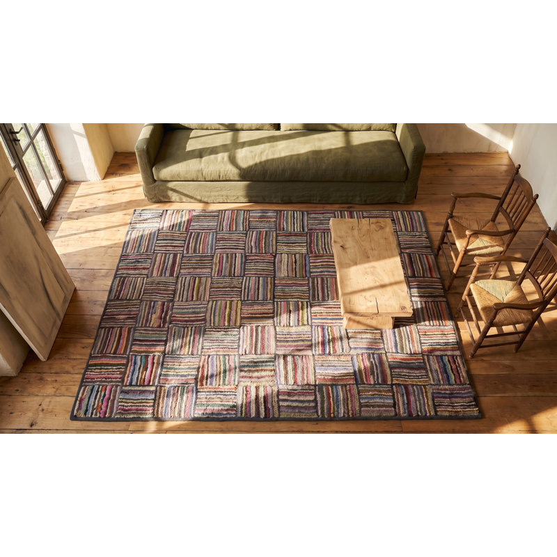 Tapis antique à motif crocheté antique