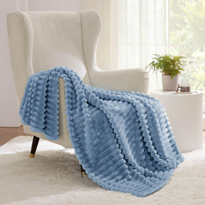Couverture en flanelle de literie pour les filles, couverture douce et confortable 300 GSM pour dortoir et décoration intérieure, cadeau toutes saisons