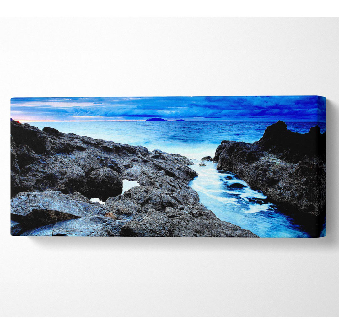 Rocky Shore Panoramaleinwand