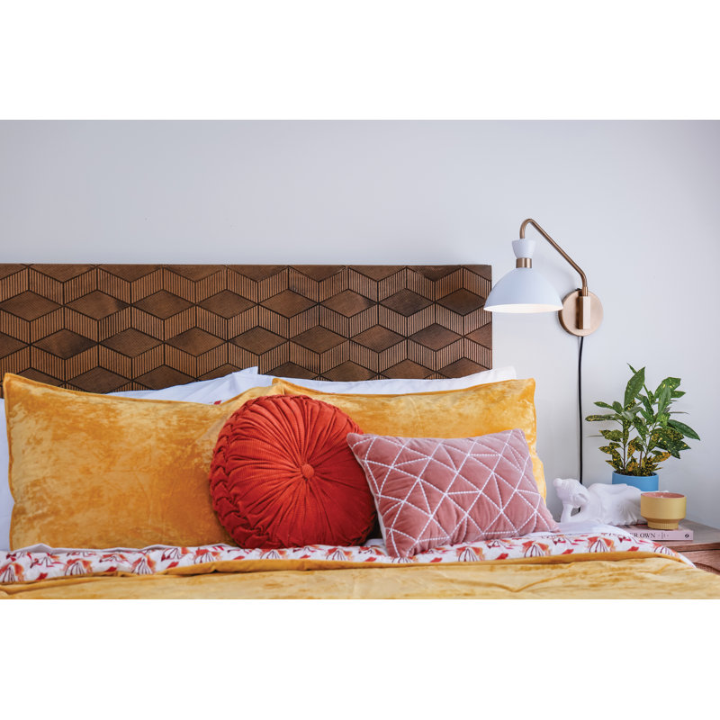 Kiyana Steel Swing Arm Sconce, Matte White