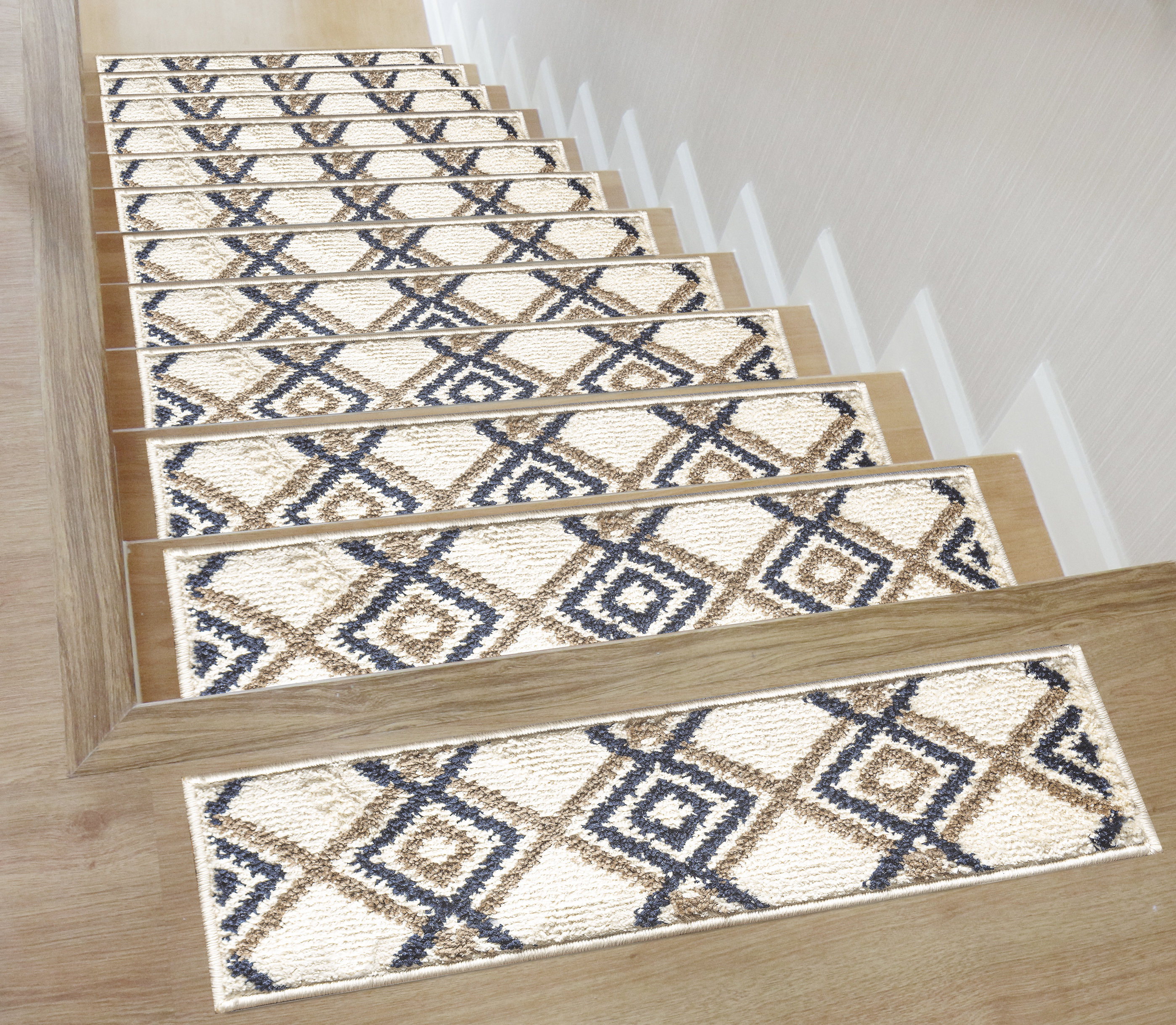 https://assets.wfcdn.com/im/66739362/compr-r85/2260/226099316/stair-carpet-runner-whitebrown-machine-washable-shag-carpet-for-stairs-with-rubber-backing.jpg