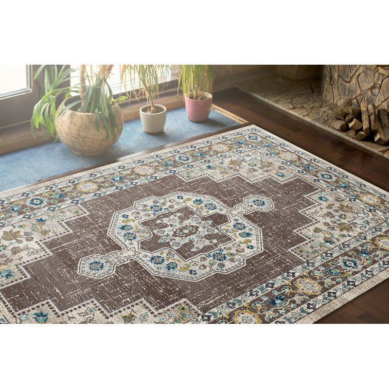 Lavertue Oriental Indoor Rug, Rectangle 7'10" x 10'10"