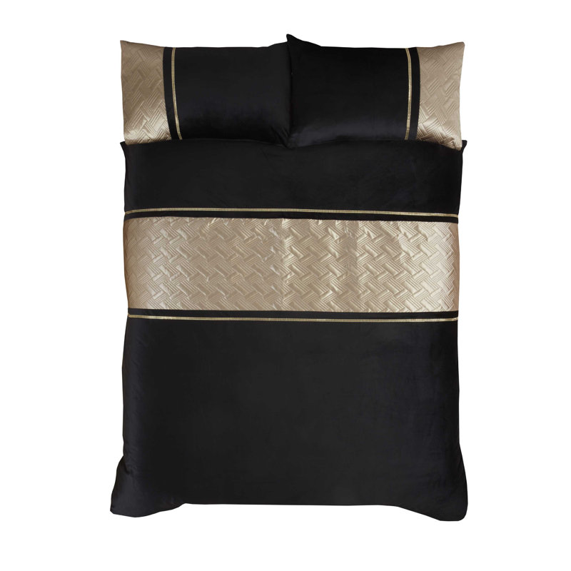 Olympia Cotton Blend Chevron / Zig Zag Duvet Cover with Pillowcases Included, Gold/Black
