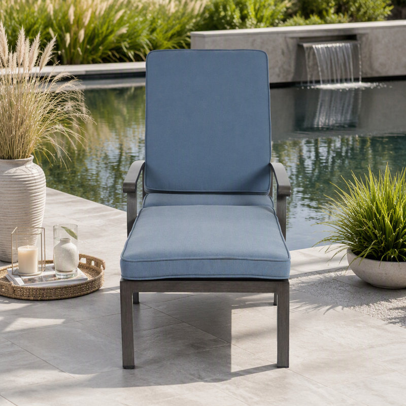 Aluminium Cast lounge chair, Blue