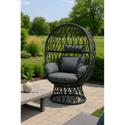Metal Outdoor Lounge Chair