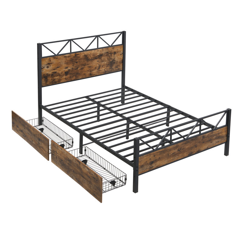 Metal Bed, 135 x 190cm