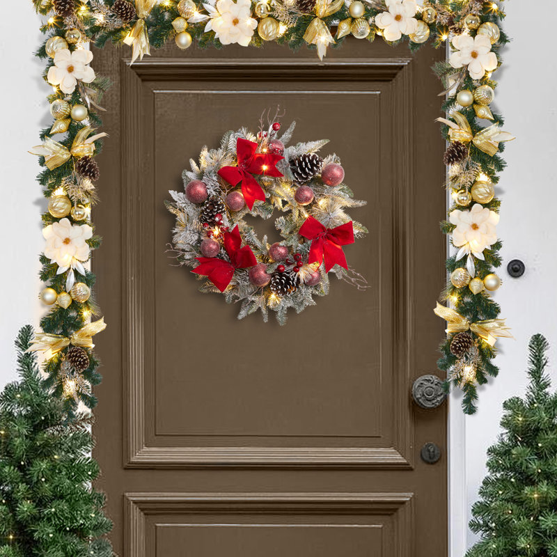 Couronne de Noël pré-éclairée 24 po avec lumières DEL, couronne artificielle à piles