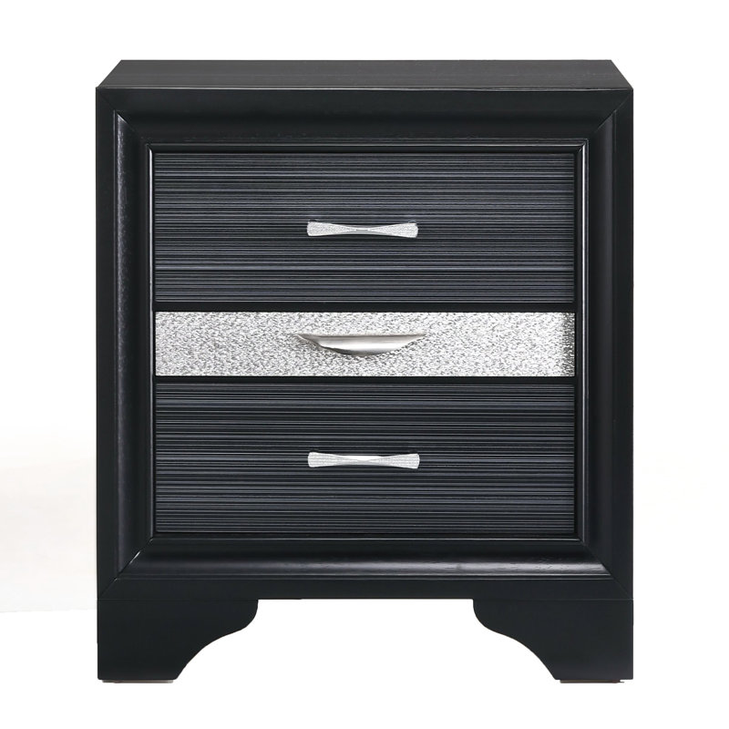 Table de chevet 3 noire pour chambre à coucher moderne - Des meubles élégants et pratiques bien organisés