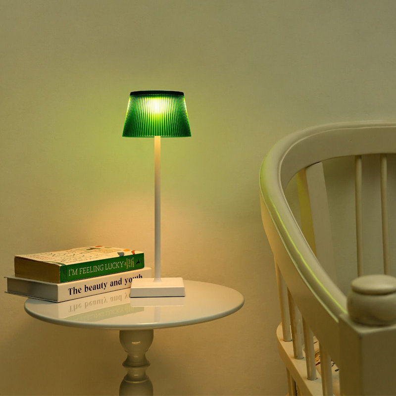 Metal Desk Lamp, White, Green
