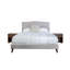 Lit tapissier avec 2 tables de chevet-146514352