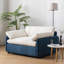 Fauteuil moderne rembourré et confortable-648699459