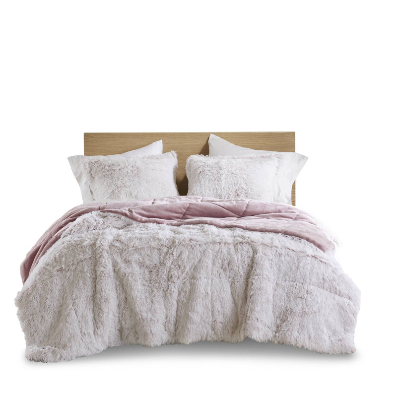 Ensemble luxueux en fausse fourrure d'hiver