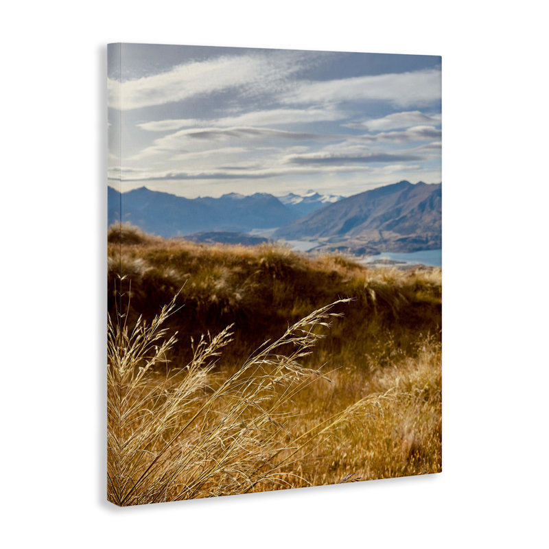 Art mural sur toile Windblown Mountain par Kali Wilson, H 20 po x l 16 po