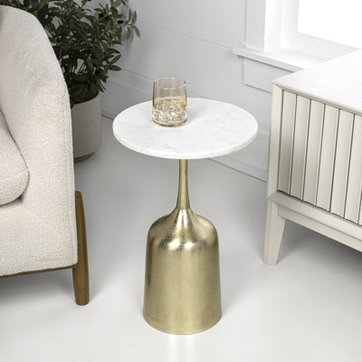 Table d'appoint moderne à piédestal en métal avec plateau rond en marbre blanc de 20,25 po Pip, table d'appoint en forme de cloche antique pour le salon
