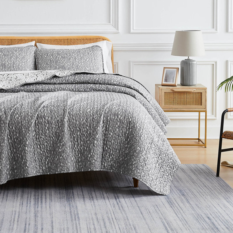 Botanical Forest Grey Reversible Microfiber Full Quilt Set