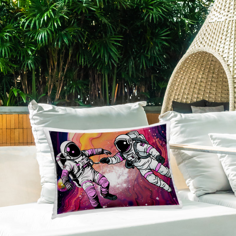 Coussin d'extérieur imprimé Astronauts & Bright Nebula Design par Jesse Keith