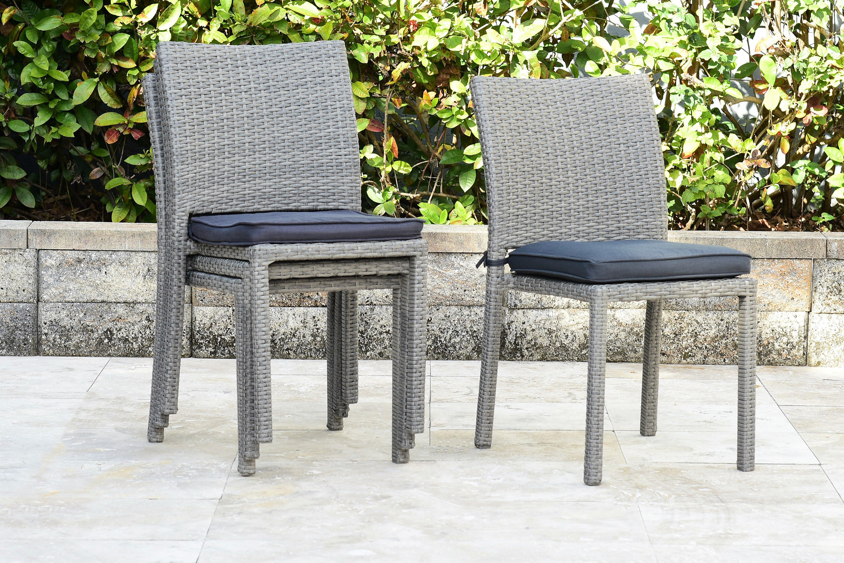 Stackable dining chairs outdoor discount