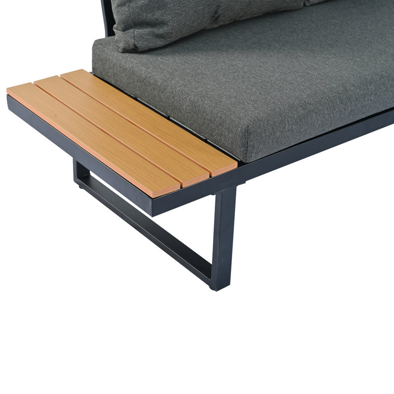 5-person seating area with cushions