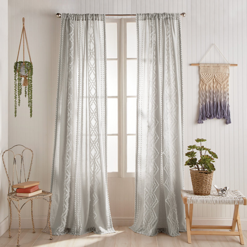 Rideau géométrique en coton Cut Cut, Rosé, L 50 po x L 84 po