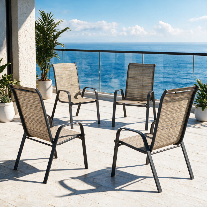 Chaises de patio empilables, tissu Textilène durable avec accoudoirs, cadre en métal robuste, chaises de salle à manger d'extérieur ergonomiques à séchage rapide pour la cour arrière et le bord de la piscine (brun, 4 pièces)