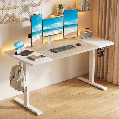 Bureau debout électrique 63 po x 30 po Latitude, poste de travail assis-debout réglable en hauteur avec 4 préréglages de mémoire, vitesse de levage rapide des années 20, blanc