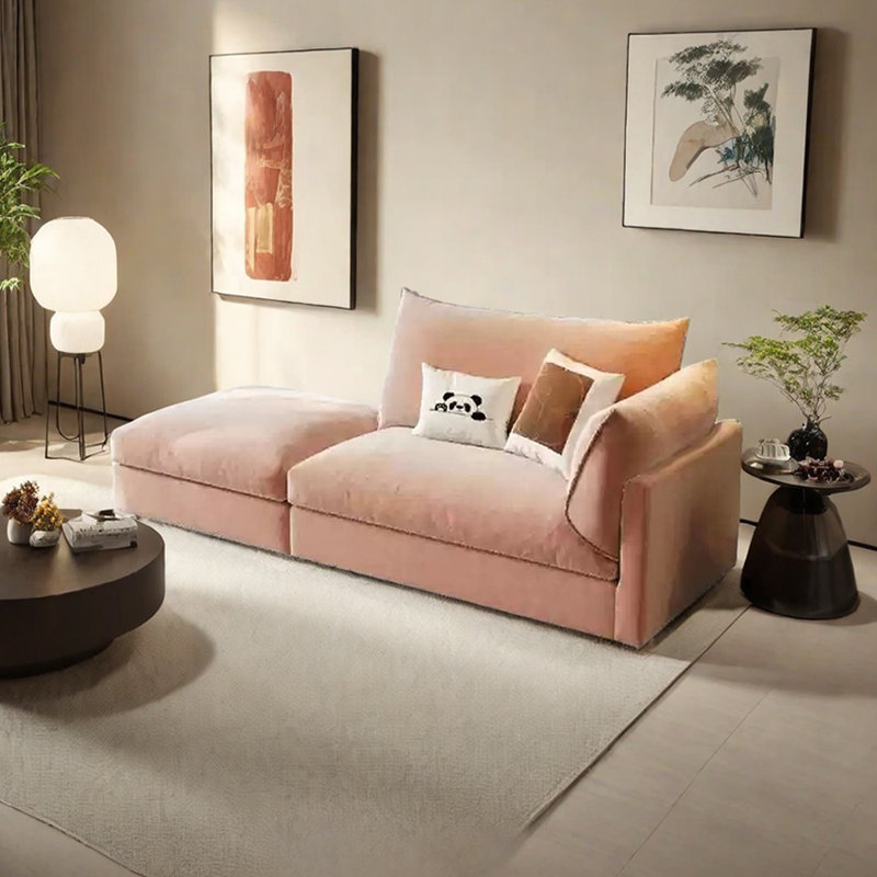 Ladeane, Rose, Orienté à droite