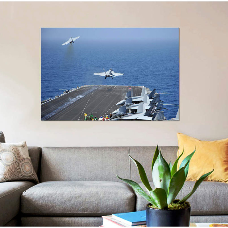 « f/a-18f super hornets launch from the aircraft carrier uss enterprise », reproduction de photo sur toile, Toile tendue