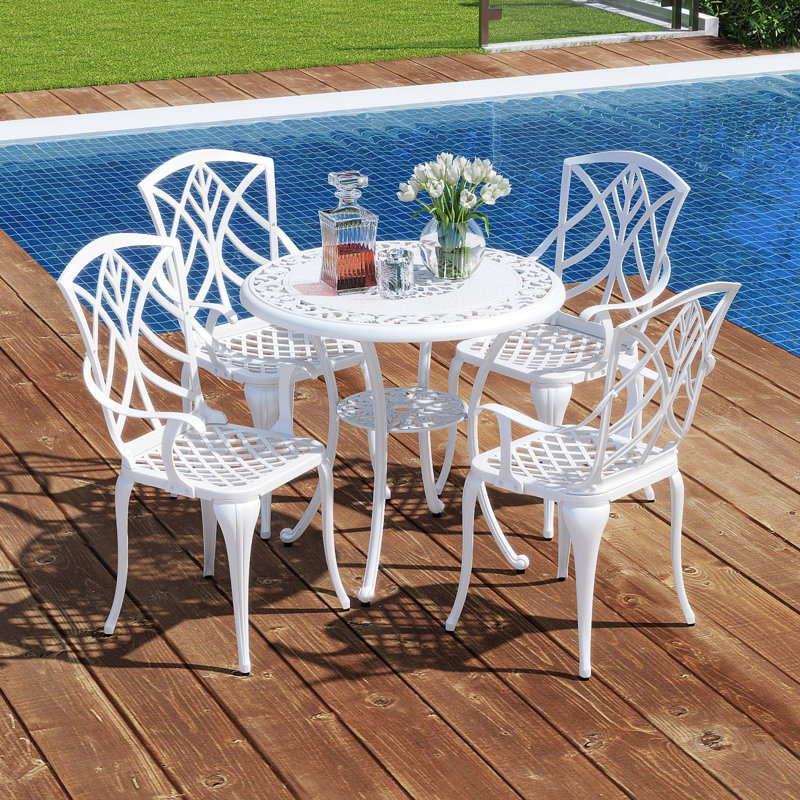 Round 5 - Piece 4 - Person 80Cm L Outdoor Table Set