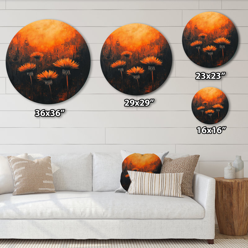 Inferno pissenlit en symétrie orange et noire - reproduction d'art traditionnelle orange en métal, H 16 po x l 16 po
