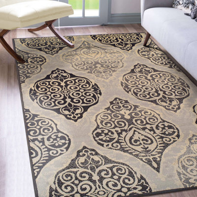 Valarie 100% Polypropylene Damask Medallion Indoor Area Rug