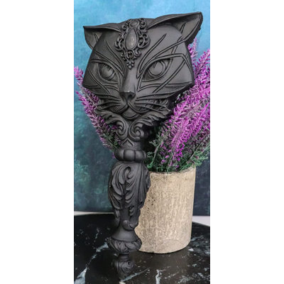 Arleda Figurines & Sculptures