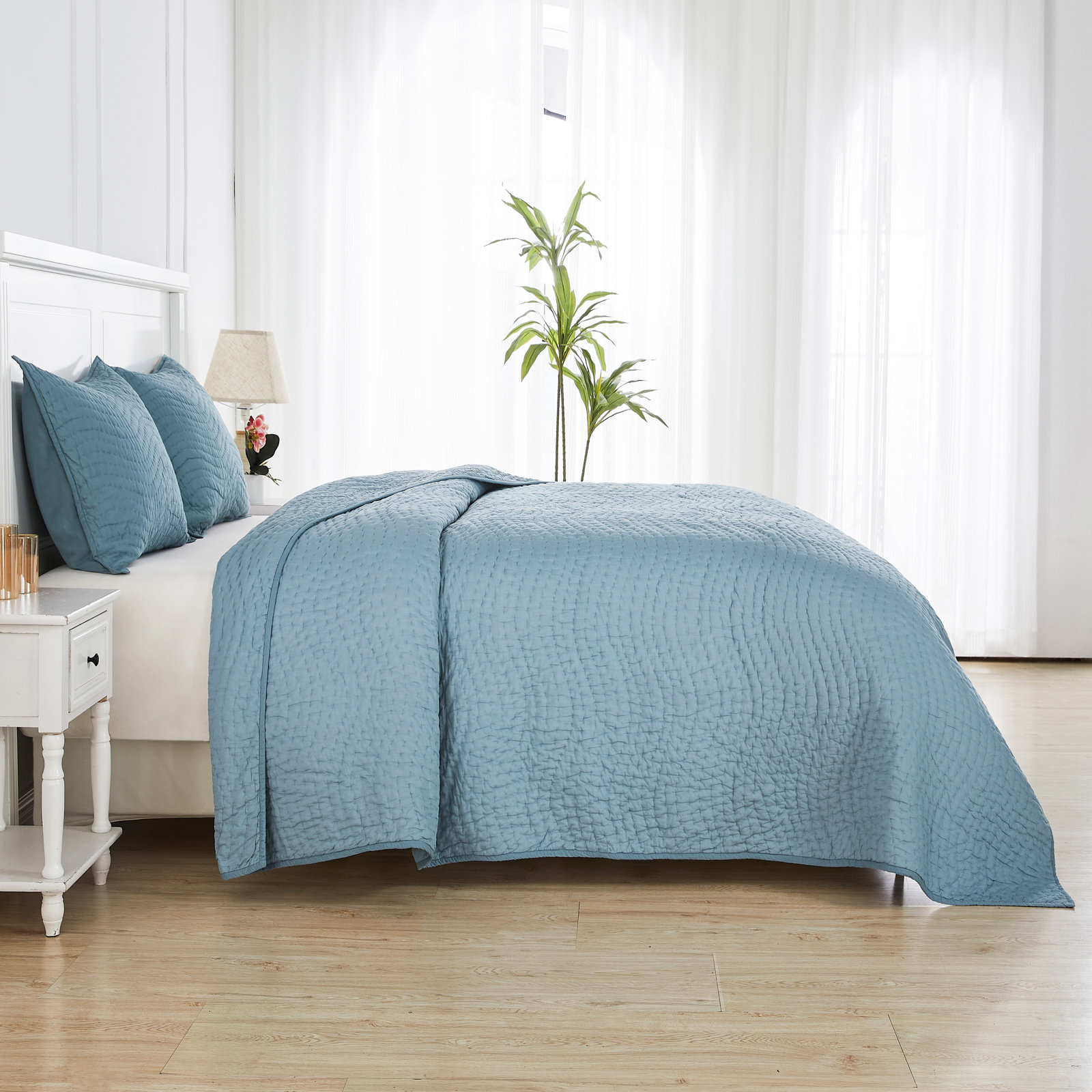 Voile Cotton Quilt Set, King Quilt + 2 King Shams, Blue