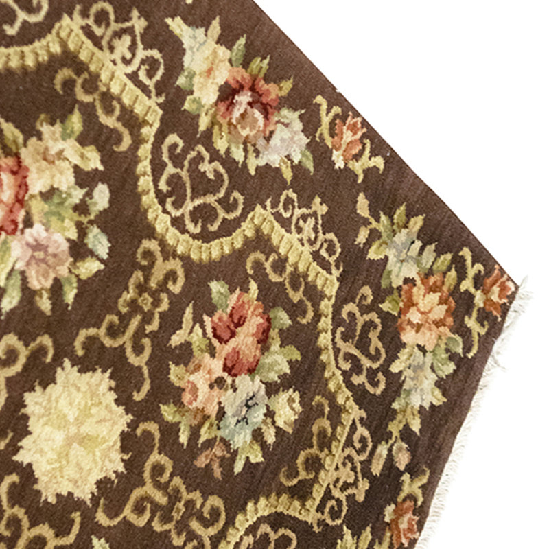 Tapis brun noué à la main de haute qualité