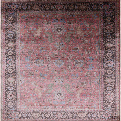 Tapis brun à motif oriental