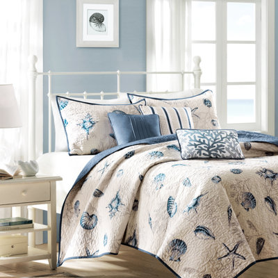 Courtepointe en microfibre bleu double / grand avec passepoil et coussins décoratifs en coton