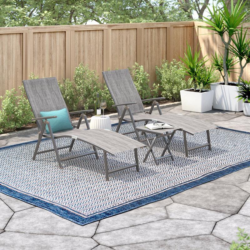 Ensemble de chaises longues inclinables 45 po avec table Cllgone, Gris, Gris