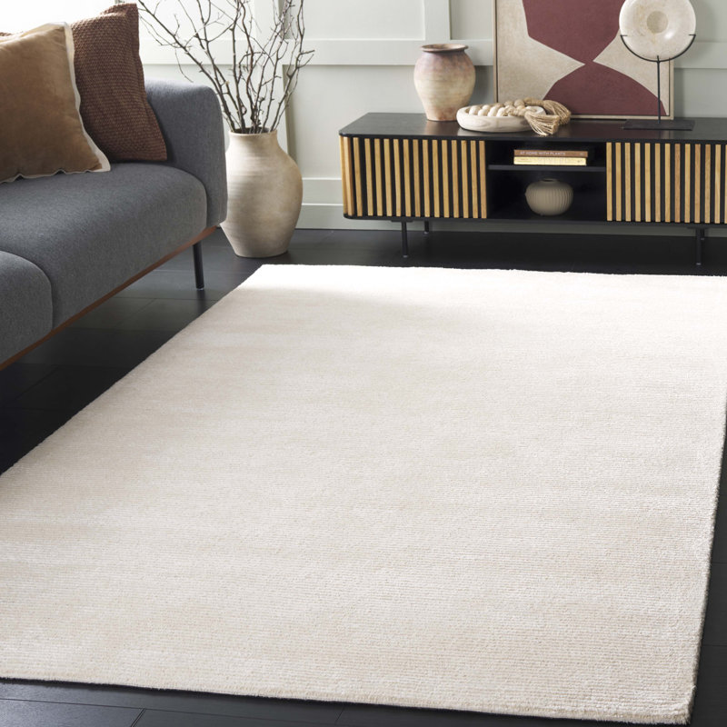 Alpers Hand Tufted Viscose/Wool Rug in Ivory, Rectangle 5' x 8'