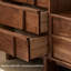 Commode en bois massif de style moyen