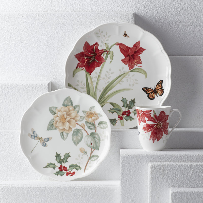 Butterfly Meadow Holiday 18-piece Holiday Dinnerware Set