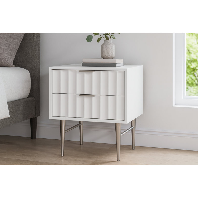 Jayvonni 22.5'' W Nightstand, White/Silver