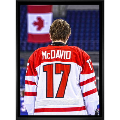 Connor McDavid, toile de fond encadrée 20 x 29, Canada-blanc