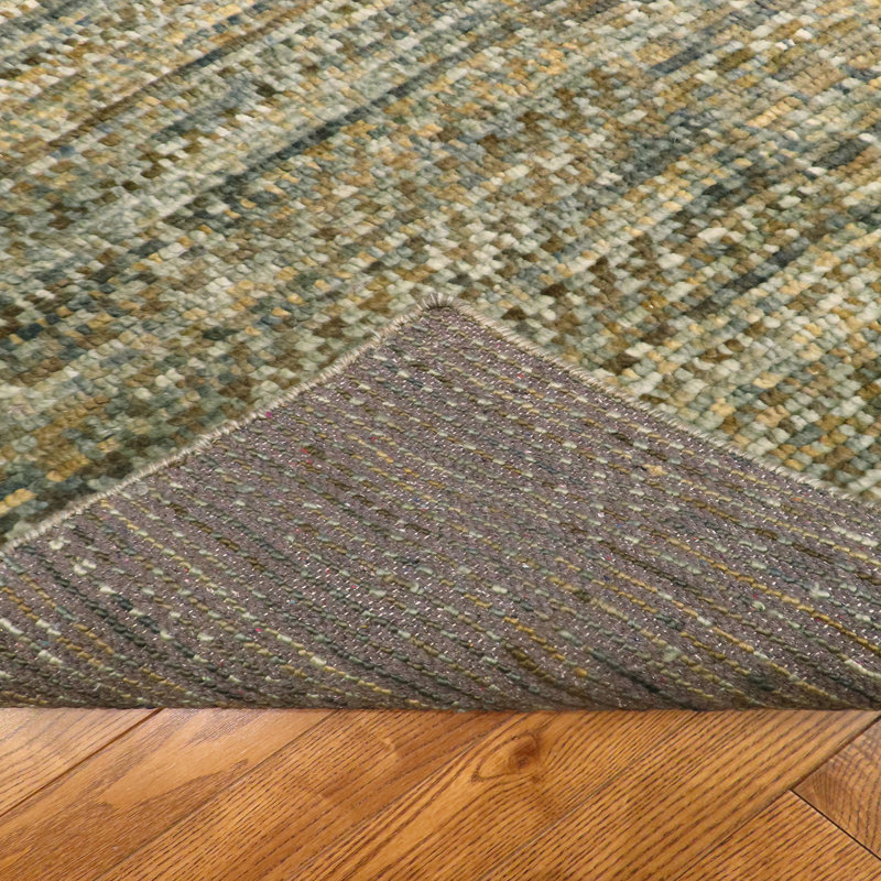 Mystique Handmade Wool Area Rug, Rectangle 5' x 7'