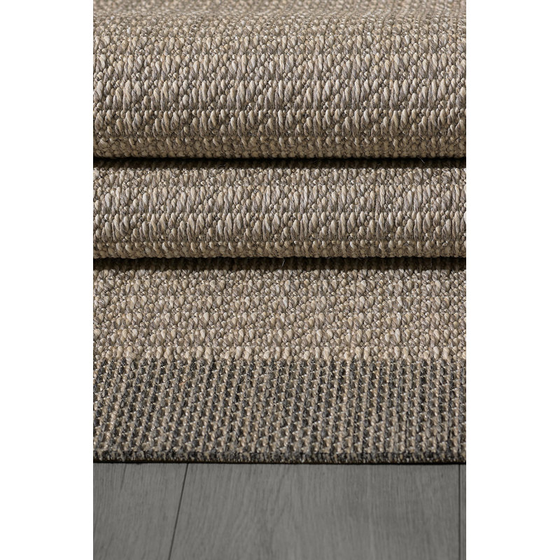 Amede Solid Colour Machine Made Indoor / Outdoor Area Rug, Rectangle 6'6" x 9'6"