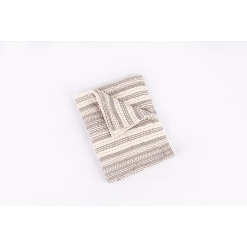 Aiden Arcely Linen Quilt / Color:Gray